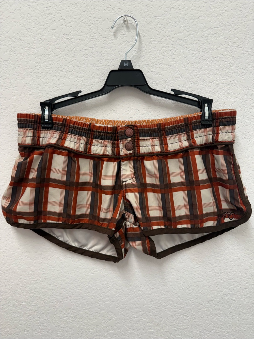 Y2K Billabong Board Shorts in Cappuccino